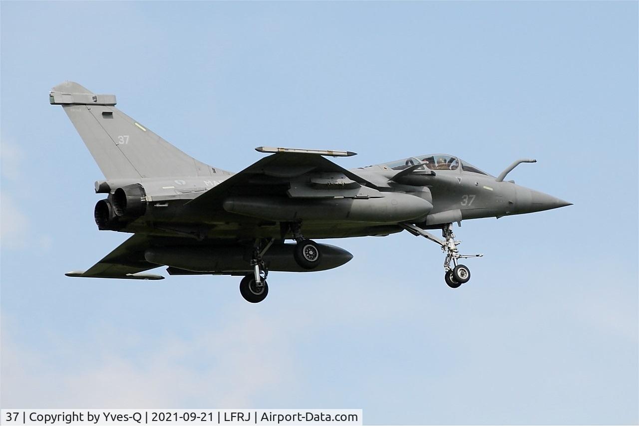 37, 2012 Dassault Rafale M C/N 37, Dassault Rafale M, On final rwy 07, Landivisiau naval air base (LFRJ)