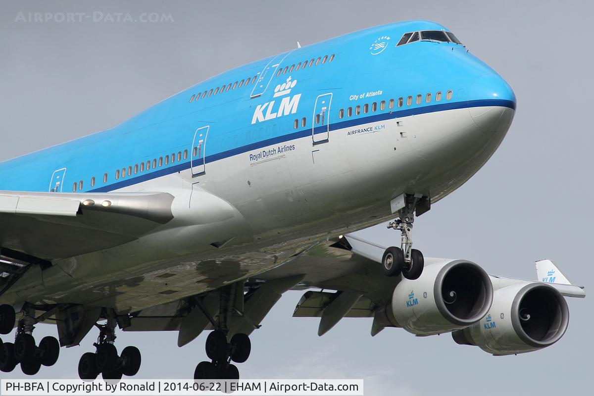 PH-BFA, 1989 Boeing 747-406 C/N 23999, at spl