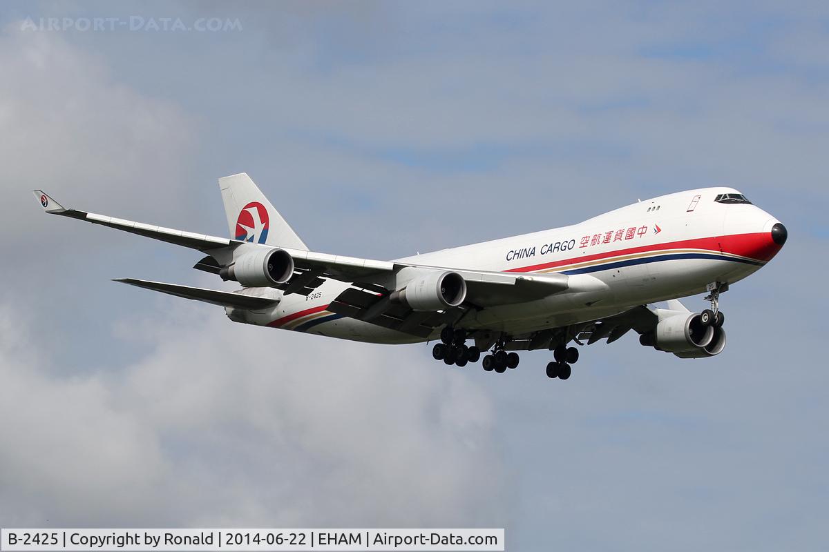 B-2425, 2006 Boeing 747-40BF/ER/SCD C/N 35207/1377, at spl