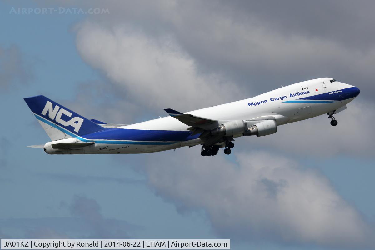 JA01KZ, 2005 Boeing 747-481F (SCD) C/N 34016, at spl