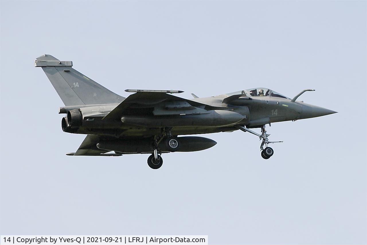 14, Dassault Rafale M C/N 14, Dassault Rafale M, On final rwy 07, Landivisiau naval air base (LFRJ)