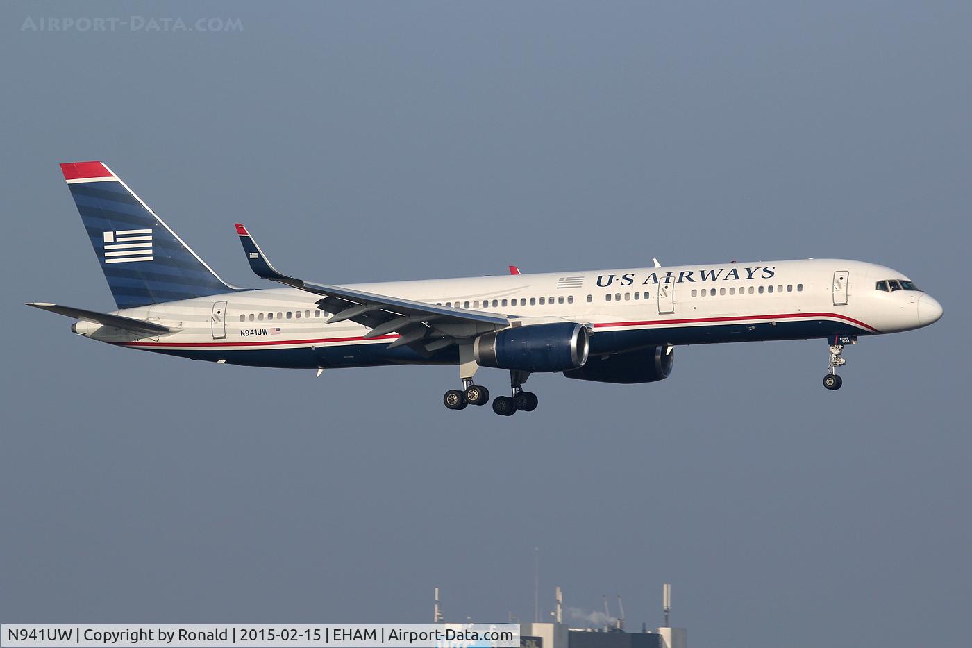 N941UW, 1995 Boeing 757-2B7 C/N 27806, at spl