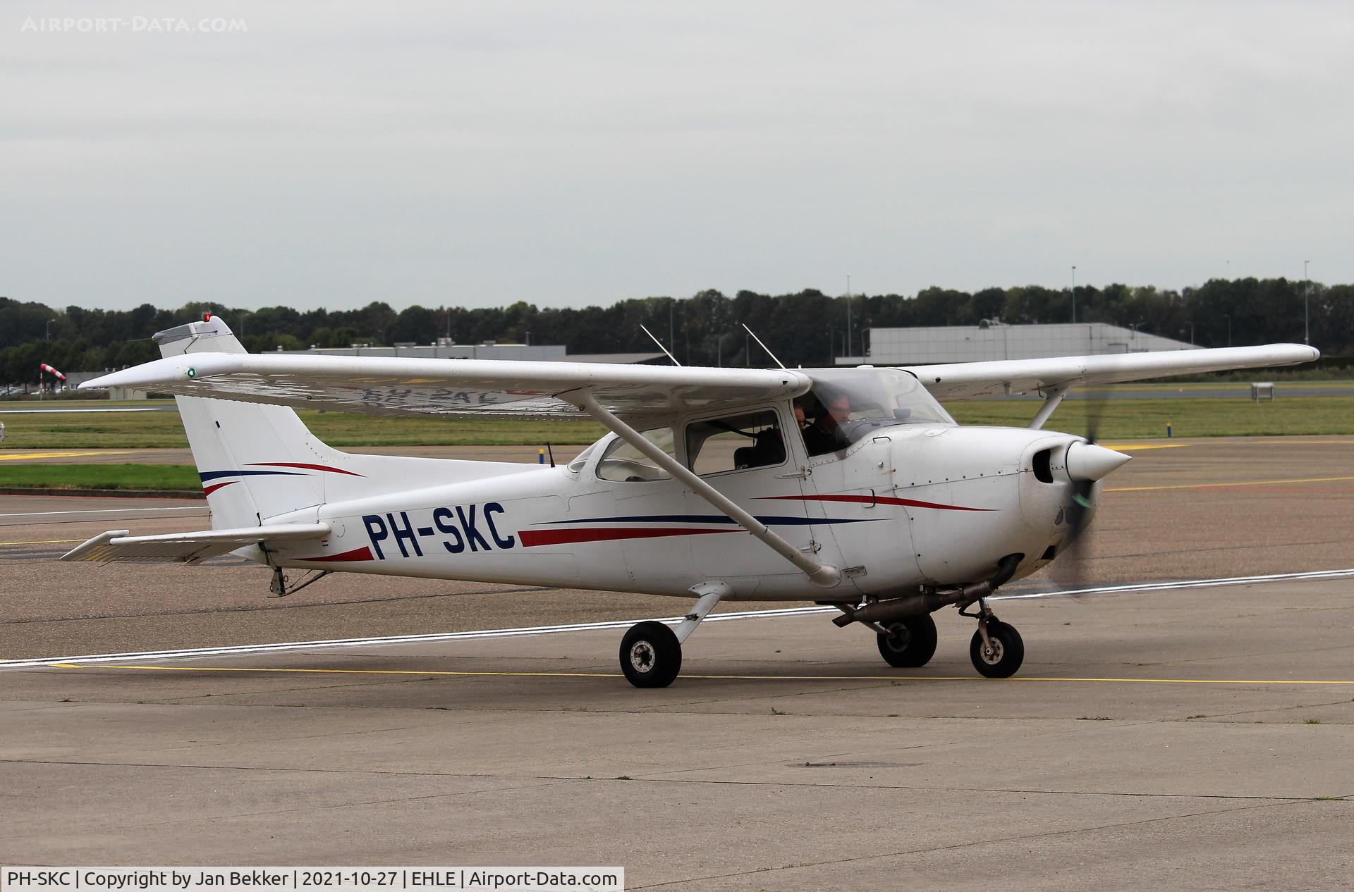 PH-SKC, 1978 Reims F172N Skyhawk C/N F17201673, Lelystad Airport