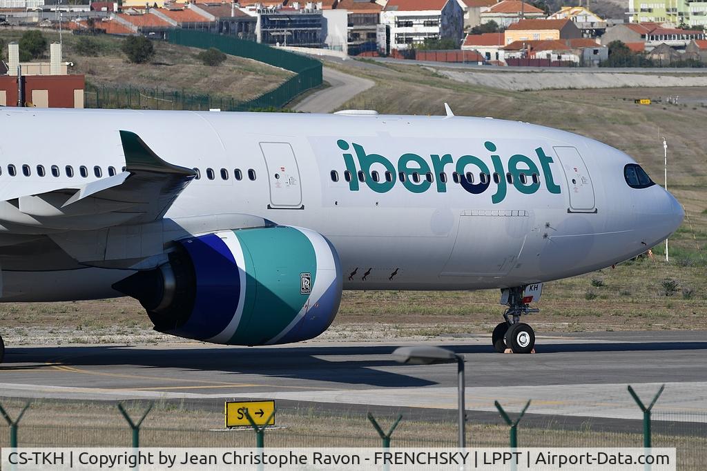 CS-TKH, 2020 Airbus A330-941 C/N 1963, Iberojet