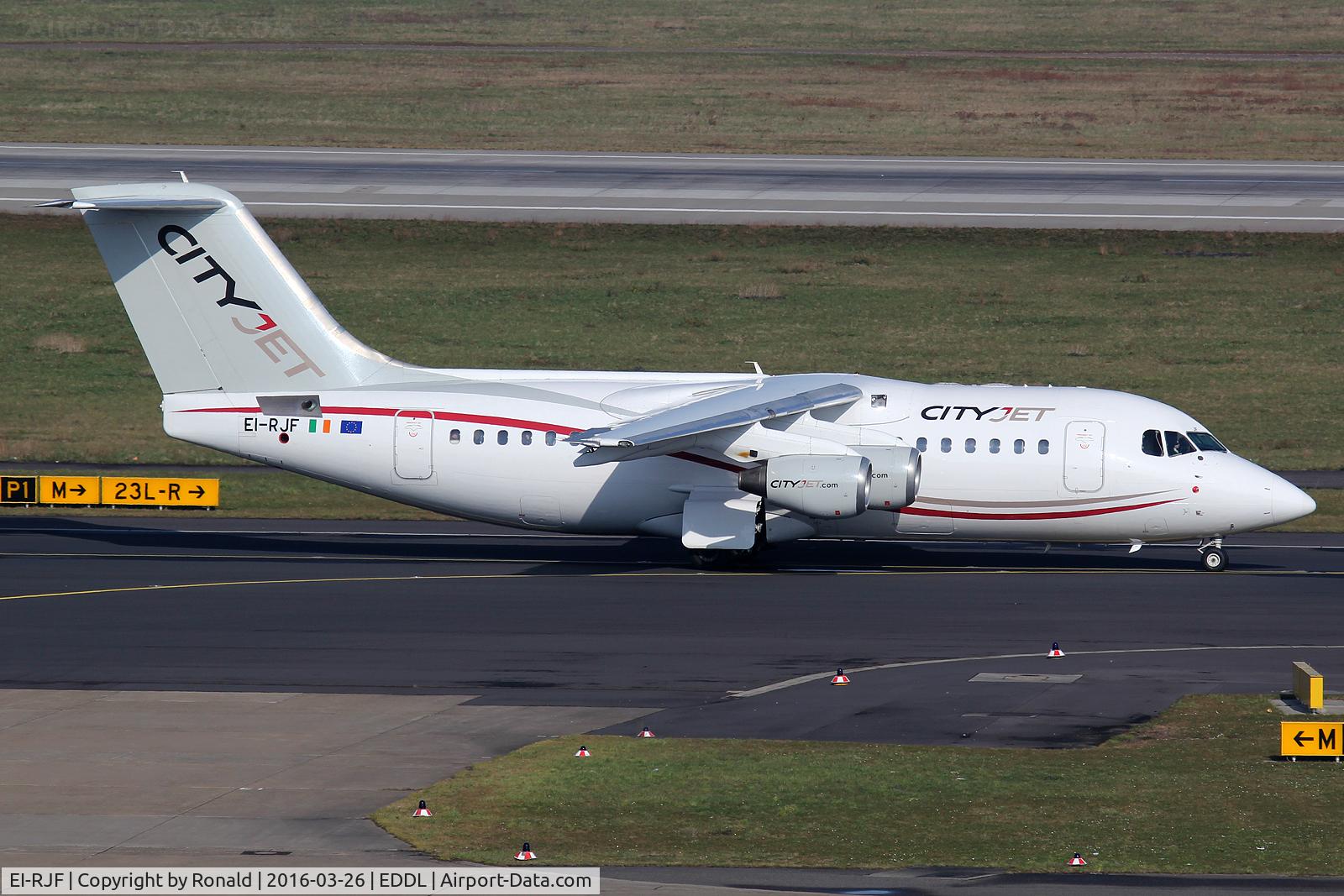 EI-RJF, 1998 British Aerospace Avro 146-RJ85A C/N E2337, at dus