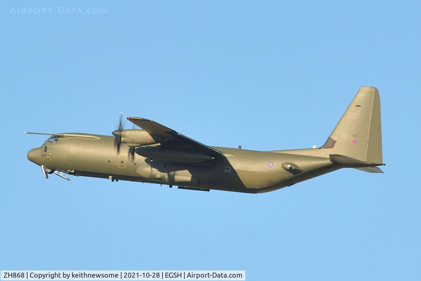 ZH868, 1997 Lockheed Martin C-130J-30 Hercules C.4 C/N 382-5443, Leaving Norwich following 'touch and go'.
