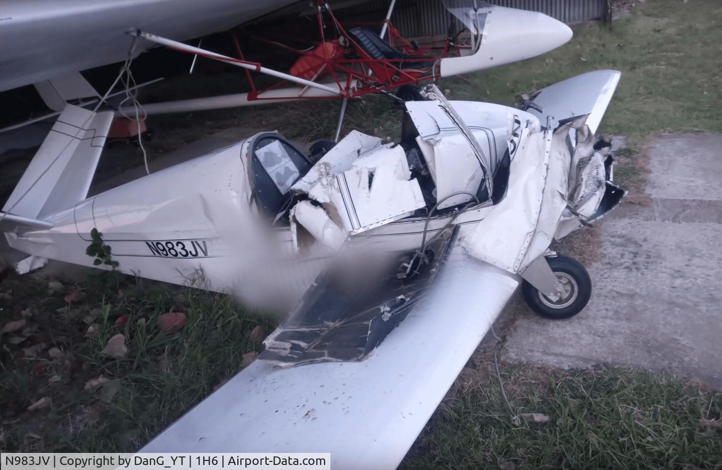 N983JV, Monnett Moni C/N 8, After fatal crash on September 06, 2021 near Harvey Young Airport (1H6), Tulsa, Oklahoma

Picture edited.