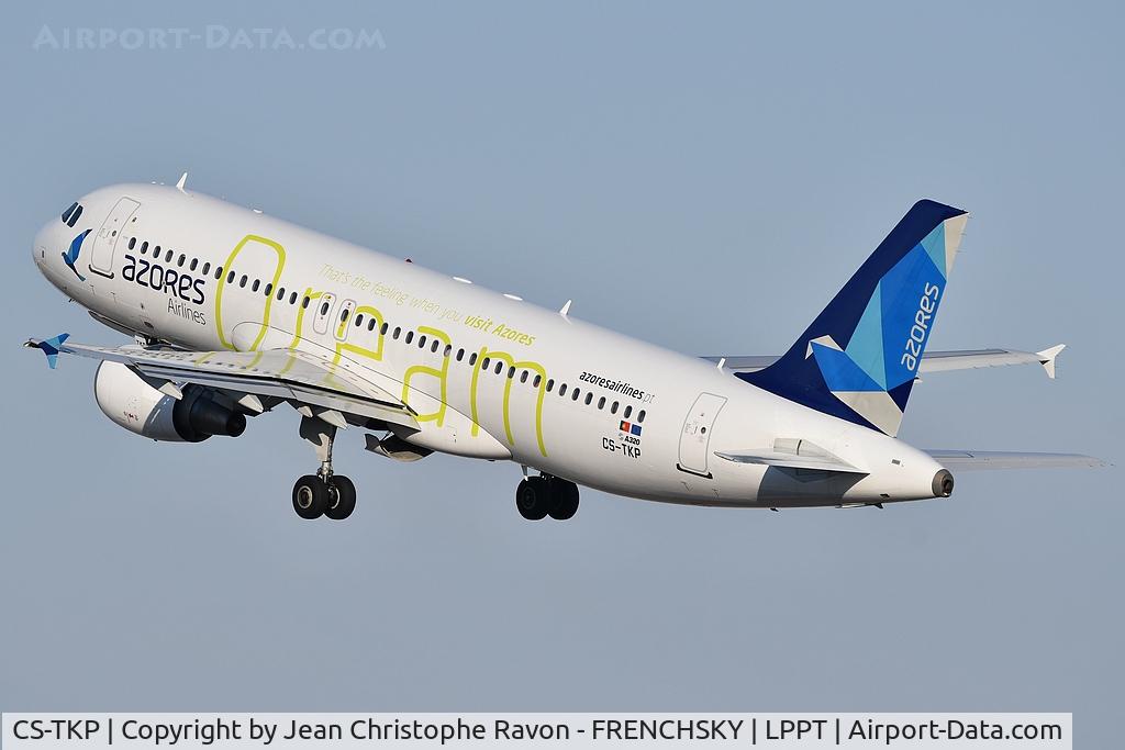 CS-TKP, 2003 Airbus A320-214 C/N 2011, 