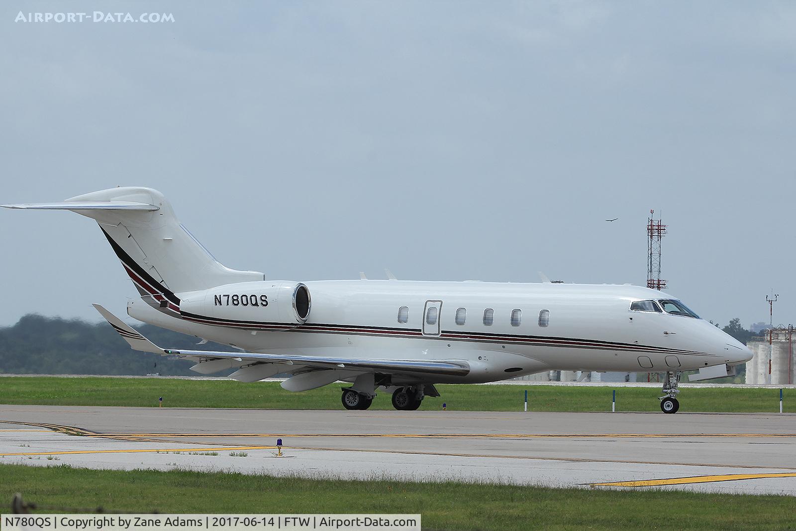 N780QS, 2015 Bombardier Challenger 350 (BD-100-1A10) C/N 20568, Meacham Field, Fort Worth, TX