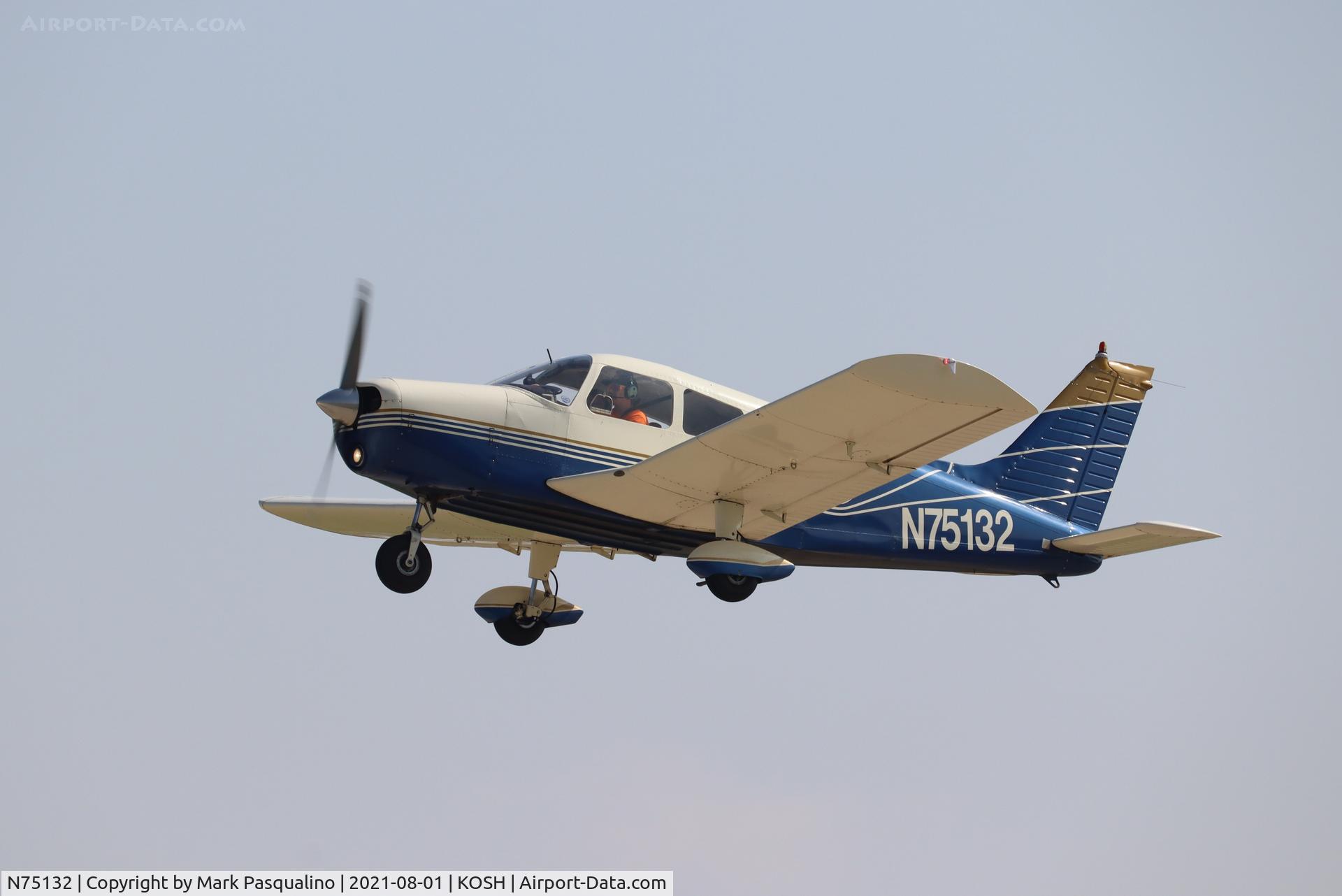 N75132, 1976 Piper PA-28-140 C/N 28-7625202, Piper PA-28-140