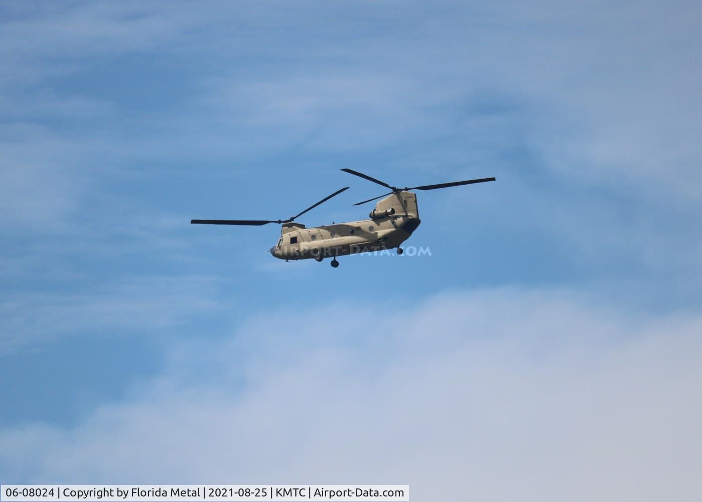 06-08024, 1981 Boeing CH-47F Chinook C/N M.8024, CH-47F