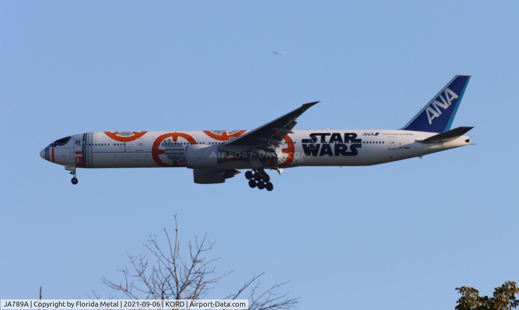 JA789A, 2010 Boeing 777-381/ER C/N 40687, Starwars 777-300