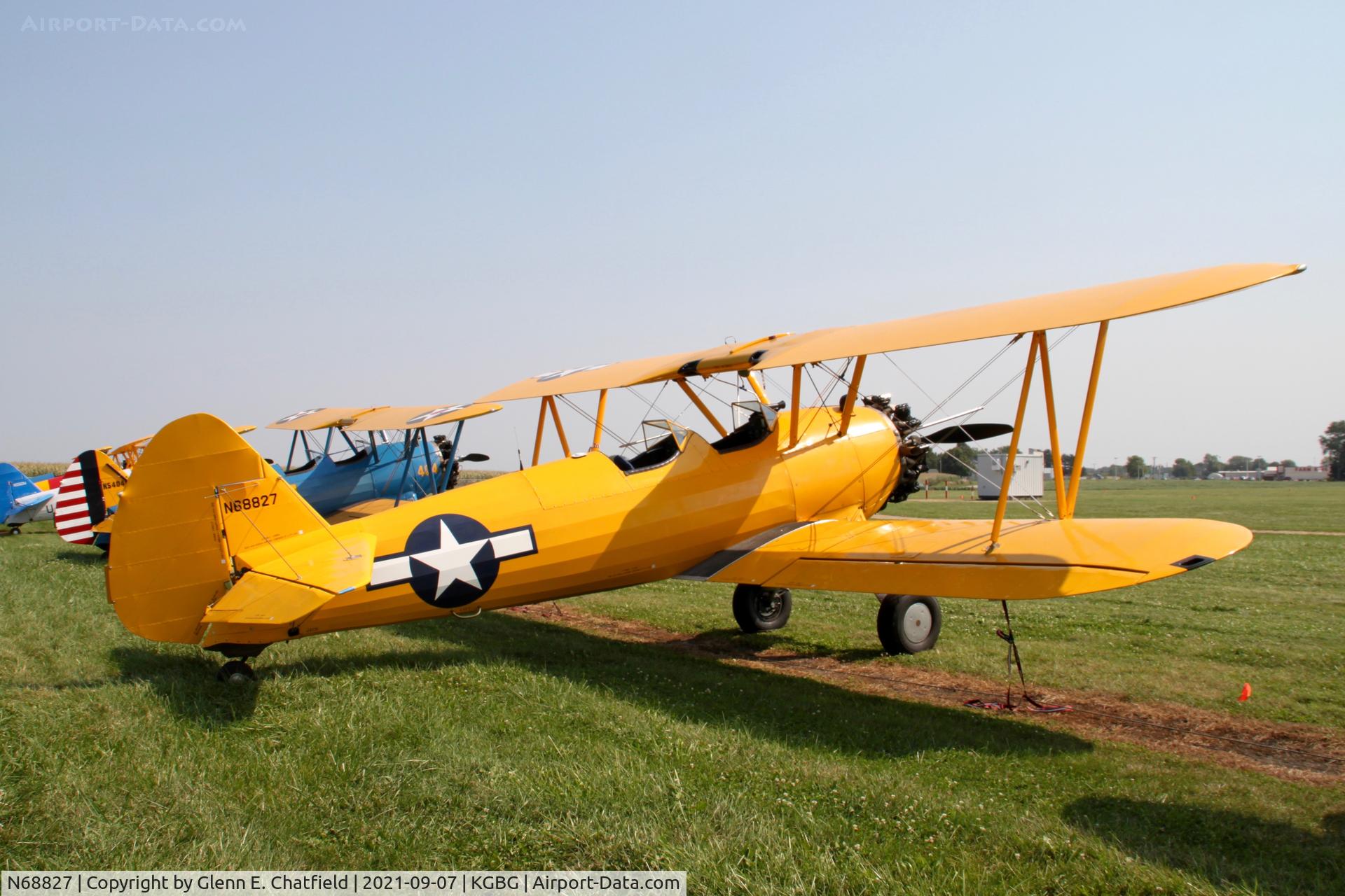 N68827, 1942 Boeing A75N1(PT17) C/N 75-5701, At the Stearman Fly-in