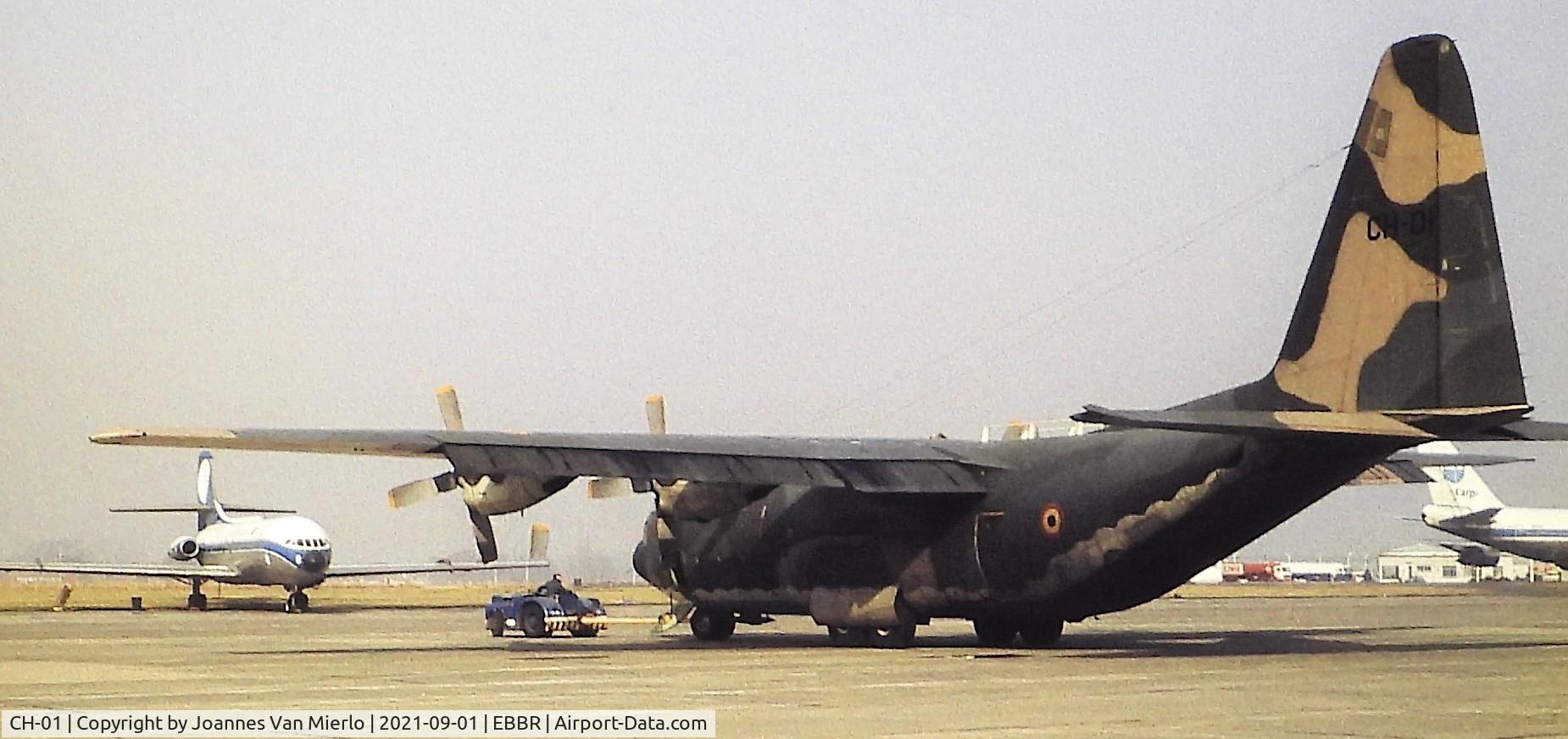 CH-01, 1971 Lockheed C-130H Hercules C/N 382-4455, Slide scan