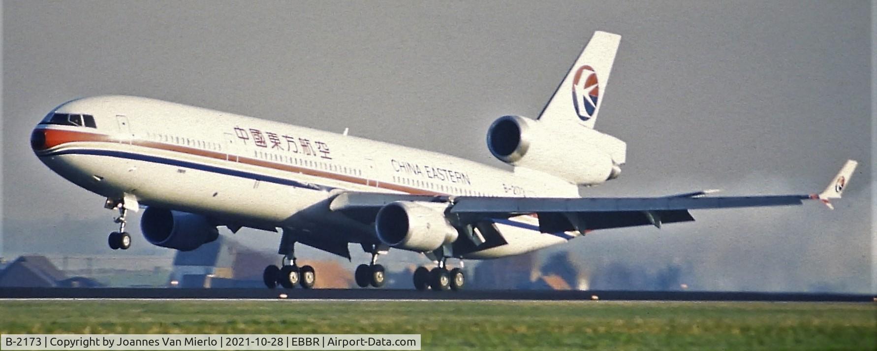 B-2173, 1992 McDonnell Douglas MD-11F C/N 48497, Slide scan