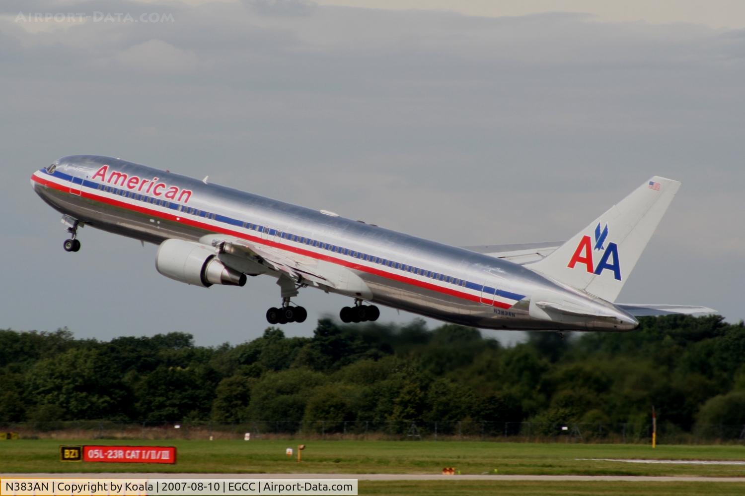 N383AN, 1993 Boeing 767-323 C/N 26995, Old c/s