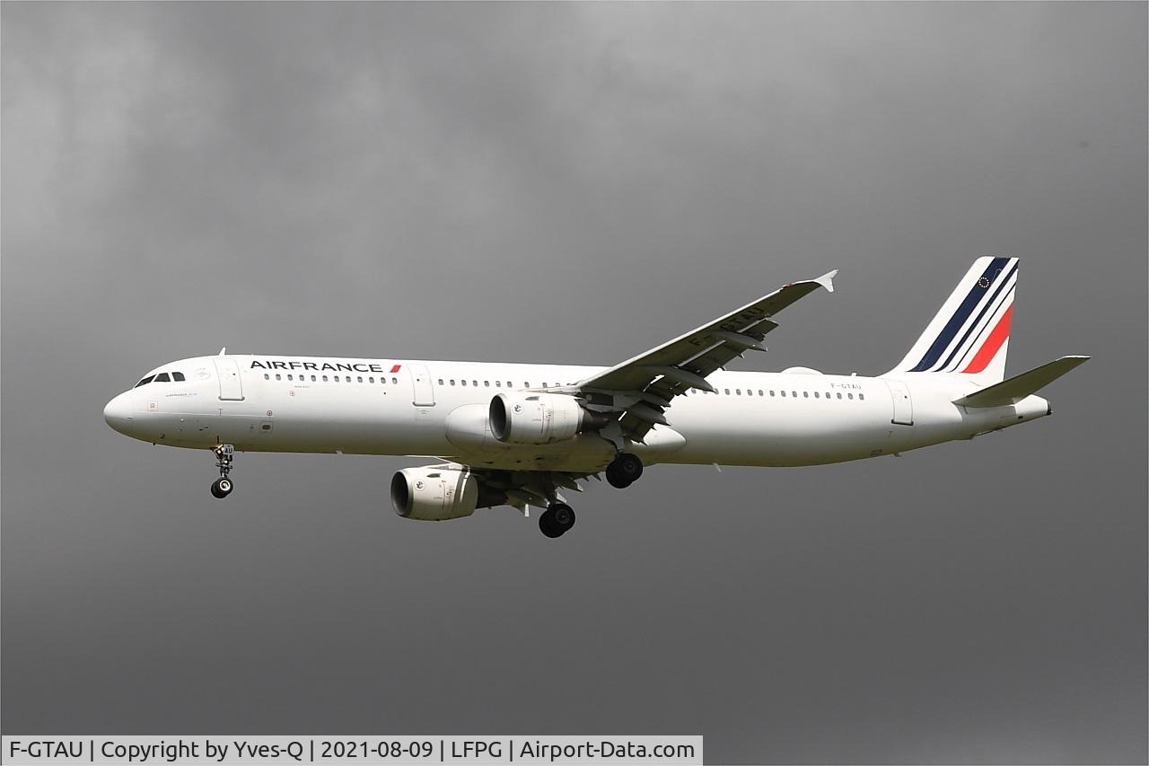 F-GTAU, 2009 Airbus A321-212 C/N 3814, Airbus A321-212, On final Rwy 26L, Roissy Charles De Gaulle Airport (LFPG-CDG)