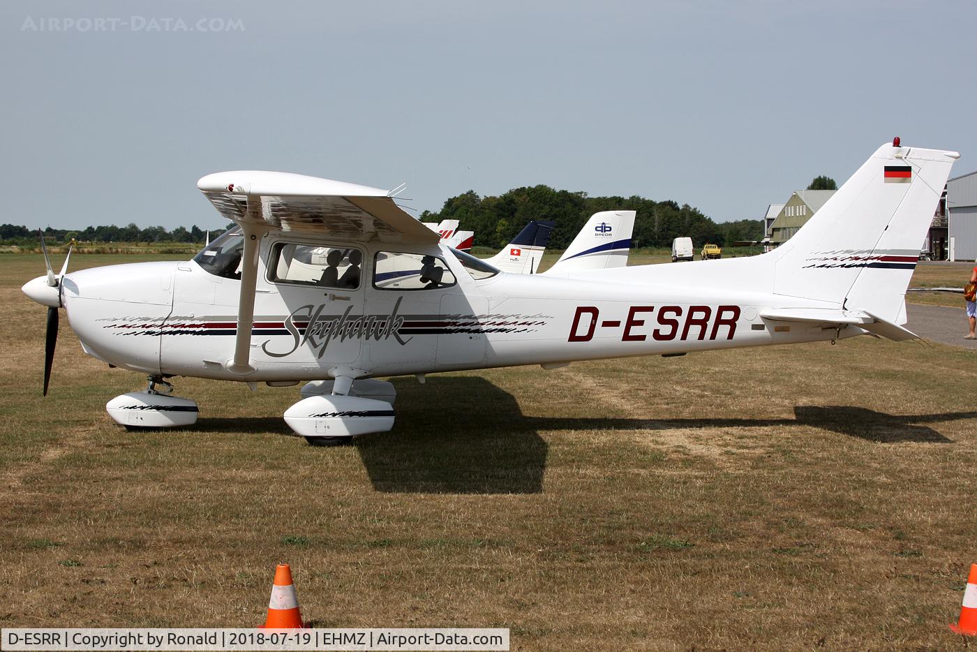 D-ESRR, 1997 Cessna 172R C/N 172-80212, at ehmz