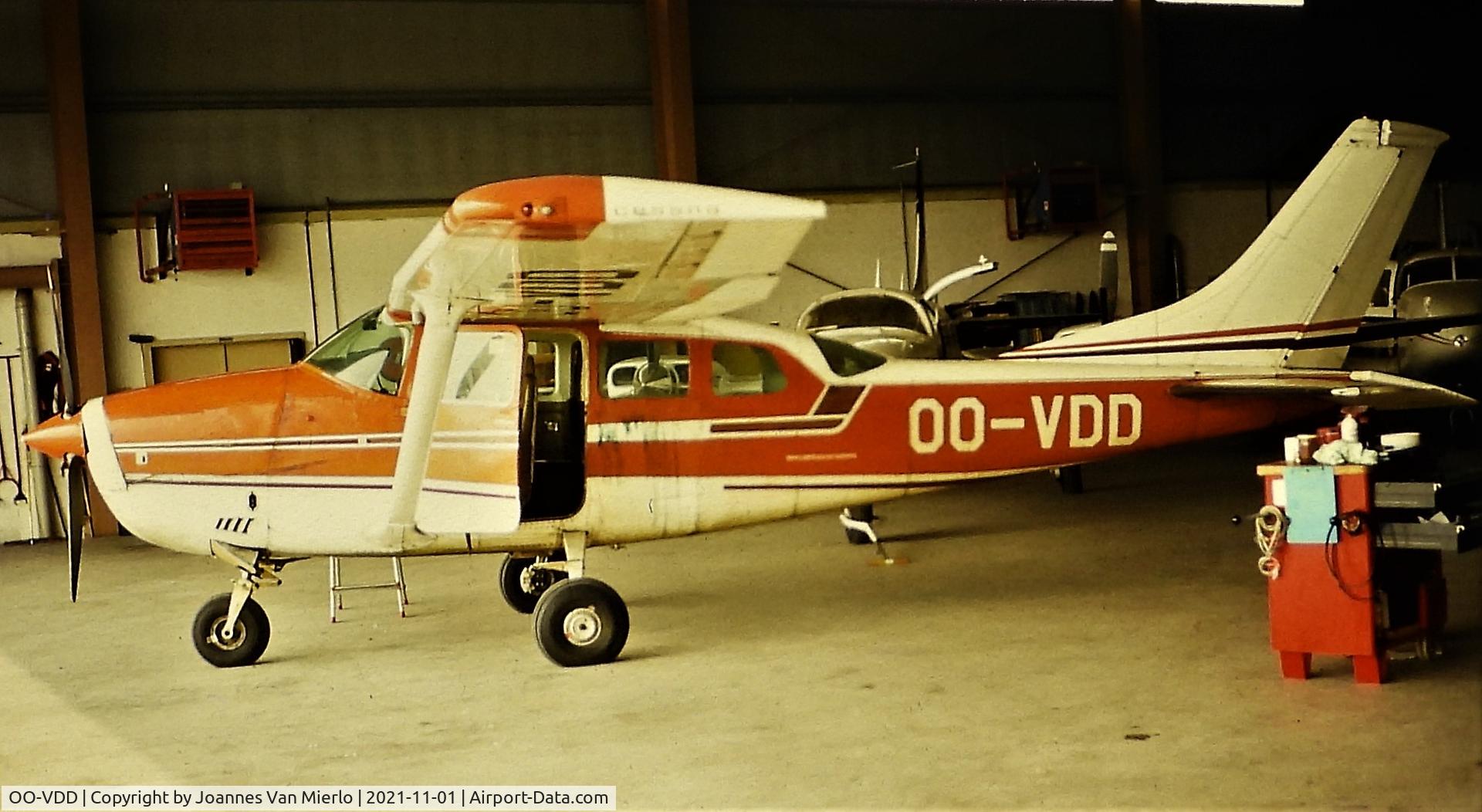 OO-VDD, 1972 Cessna U206F Stationair Stationair C/N U20601857, Slide scan