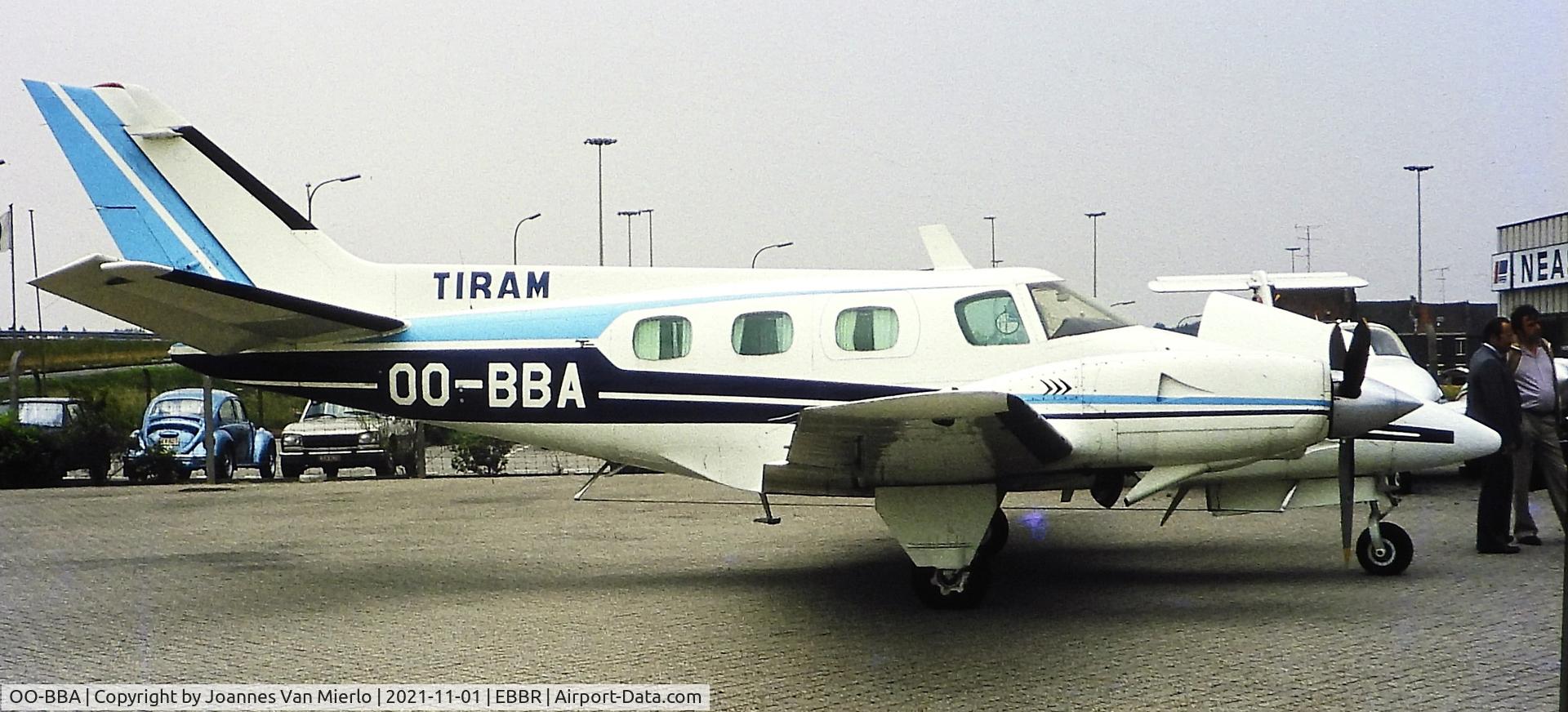OO-BBA, 1969 Beech 60 Duke C/N P-97, Slide scan