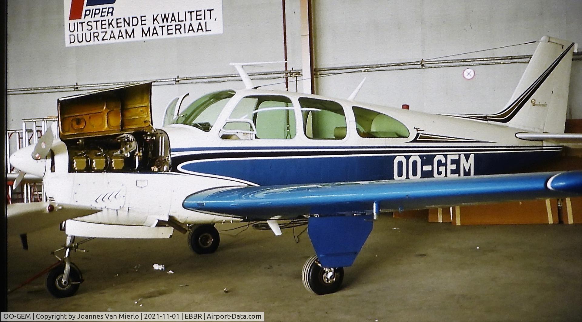 OO-GEM, 1967 Beech 35-C33 Debonair C/N CD-1090, Slide scan