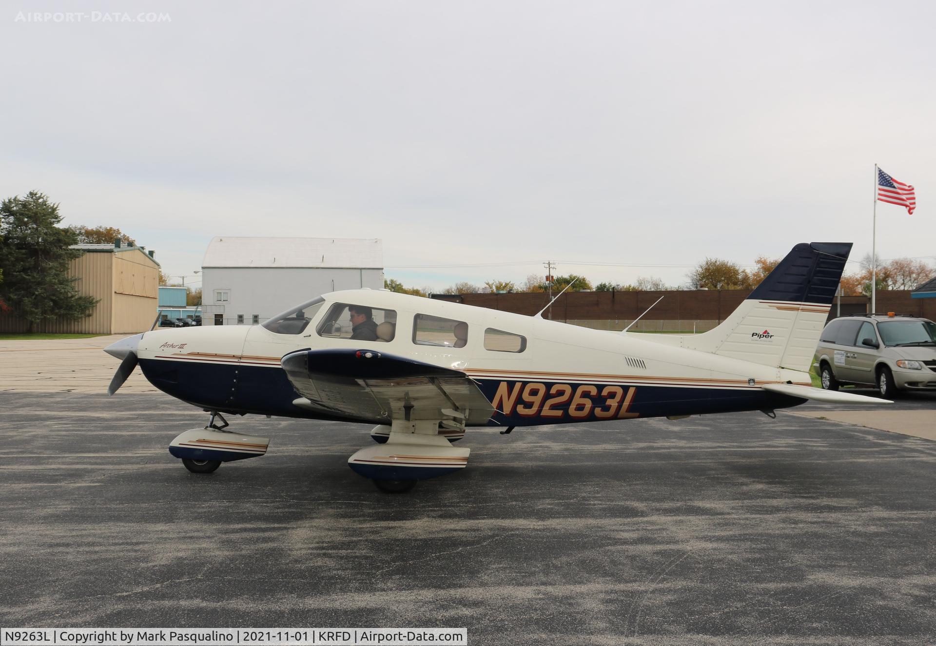 N9263L, 1996 Piper PA-28-181 C/N 28-43023, Piper PA-28-181