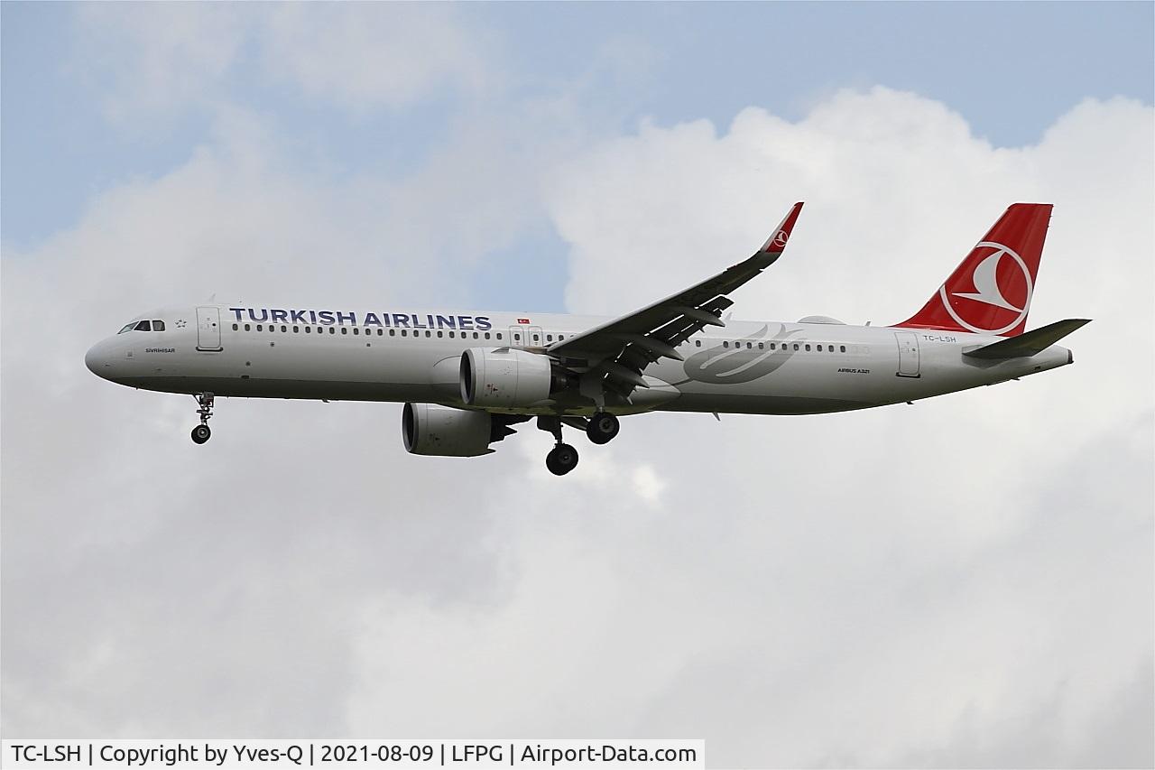 TC-LSH, 2019 Airbus A321-271NX C/N 8919, Airbus A321-271NX, On final rwy26L, Roissy Charles De Gaulle airport (LFPG-CDG)
