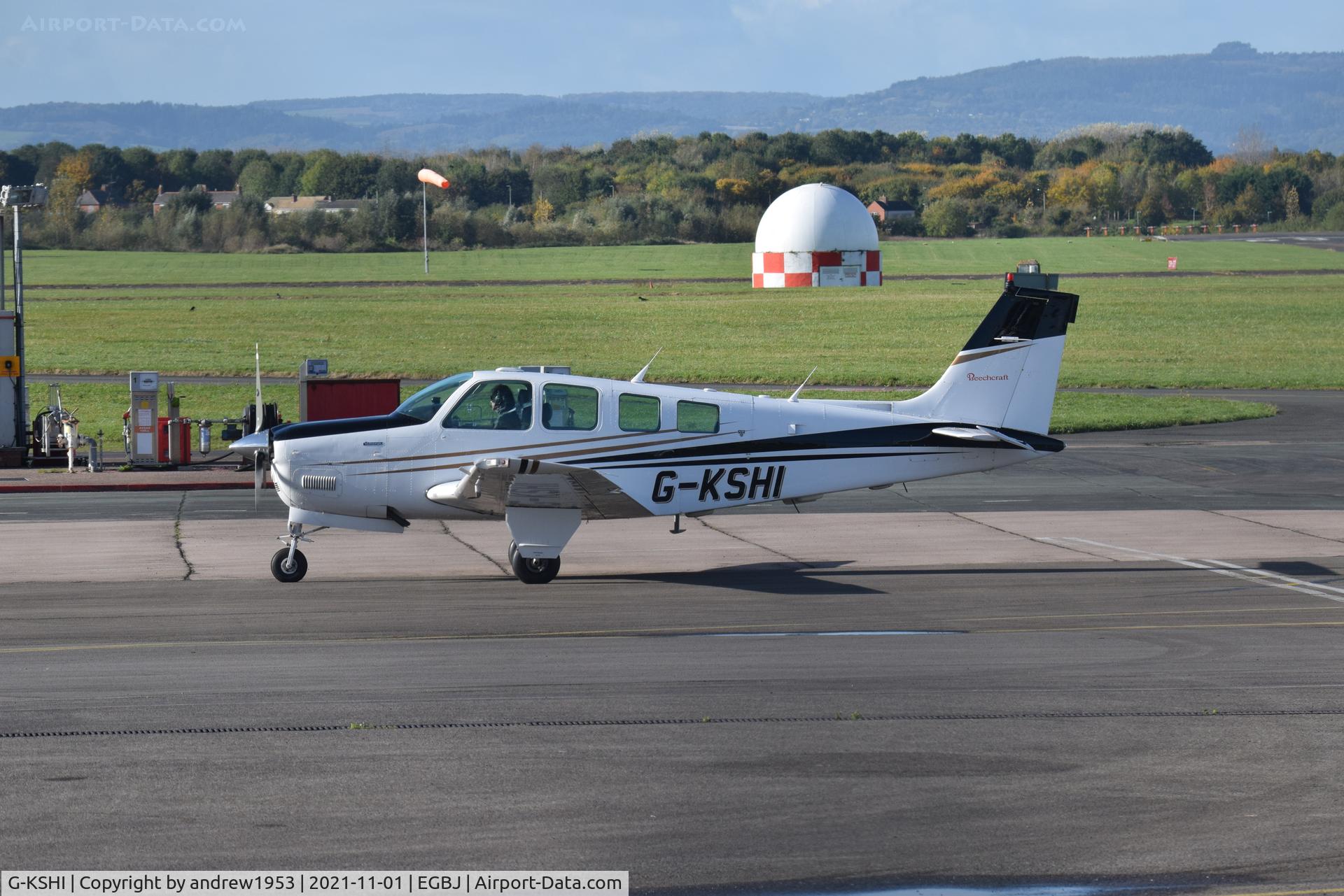 G-KSHI, 1987 Beechcraft A36 Bonanza C/N E-2353, G-KSHI at Gloucestershire Airport.