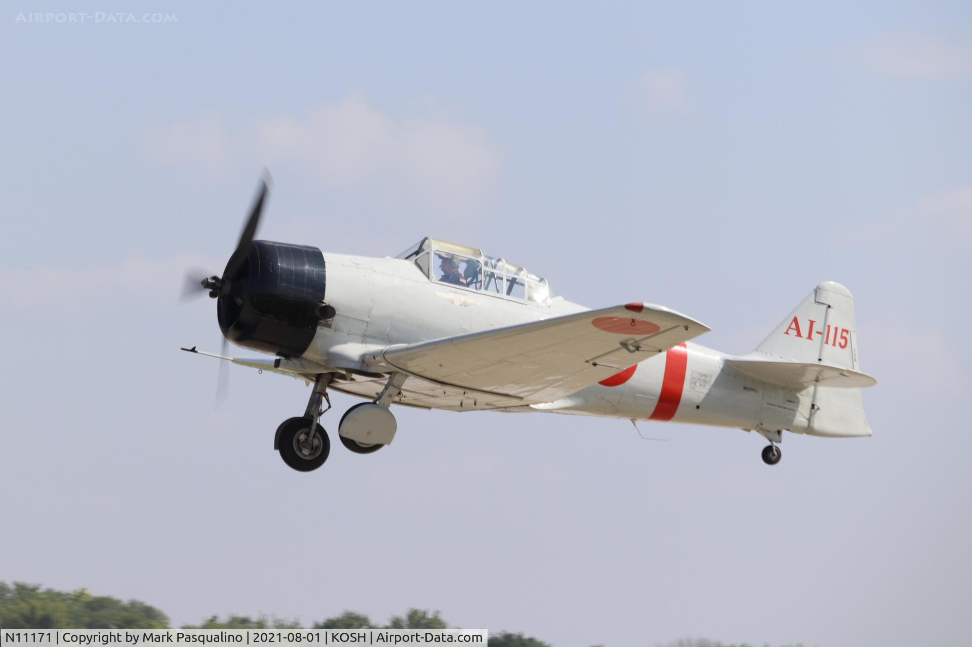 N11171, 1942 North American AT-6B Texan C/N 84-7800, North American AT-6B