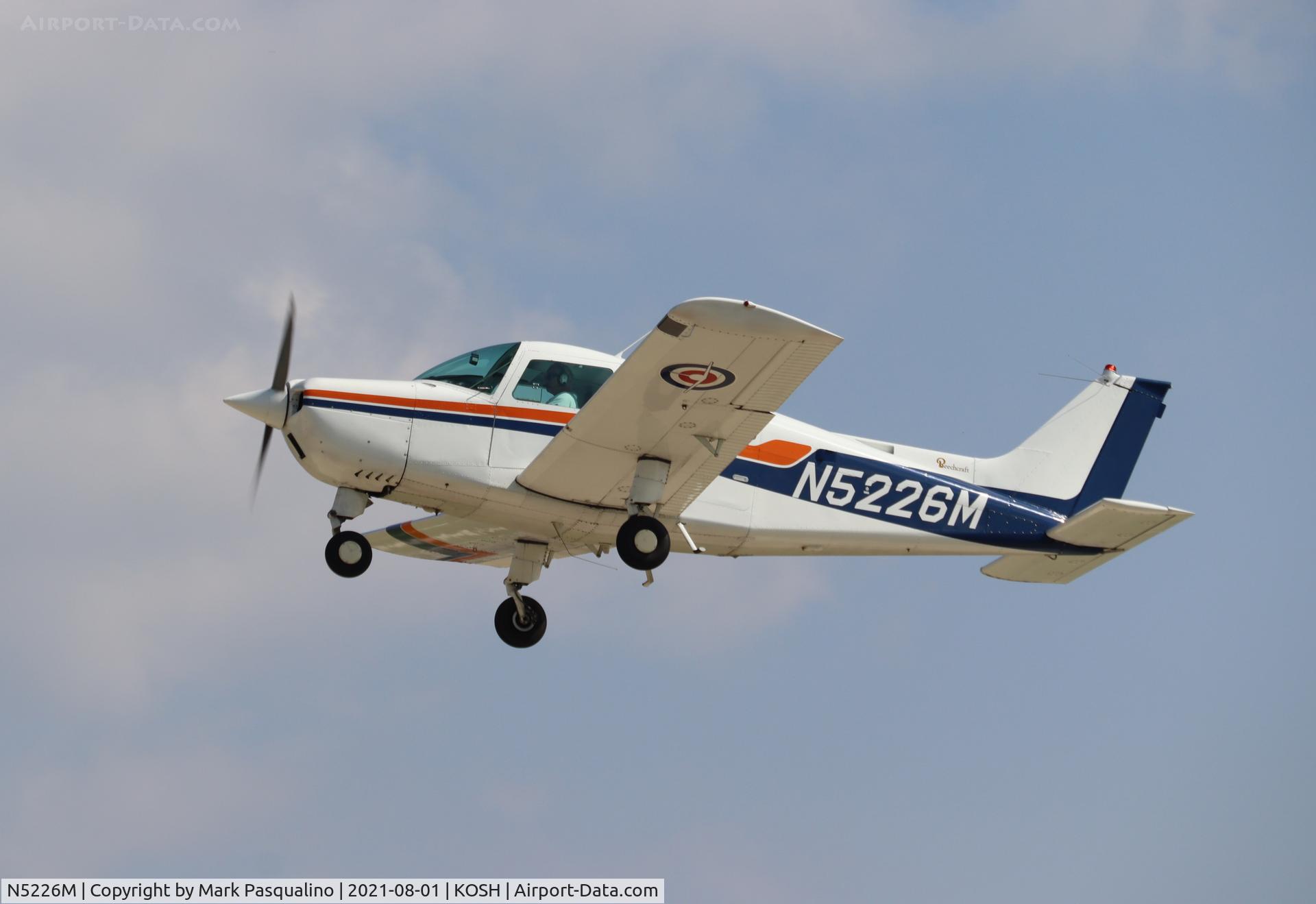 N5226M, 1978 Beech C23 Sundowner 180 C/N M-2014, Beech C23