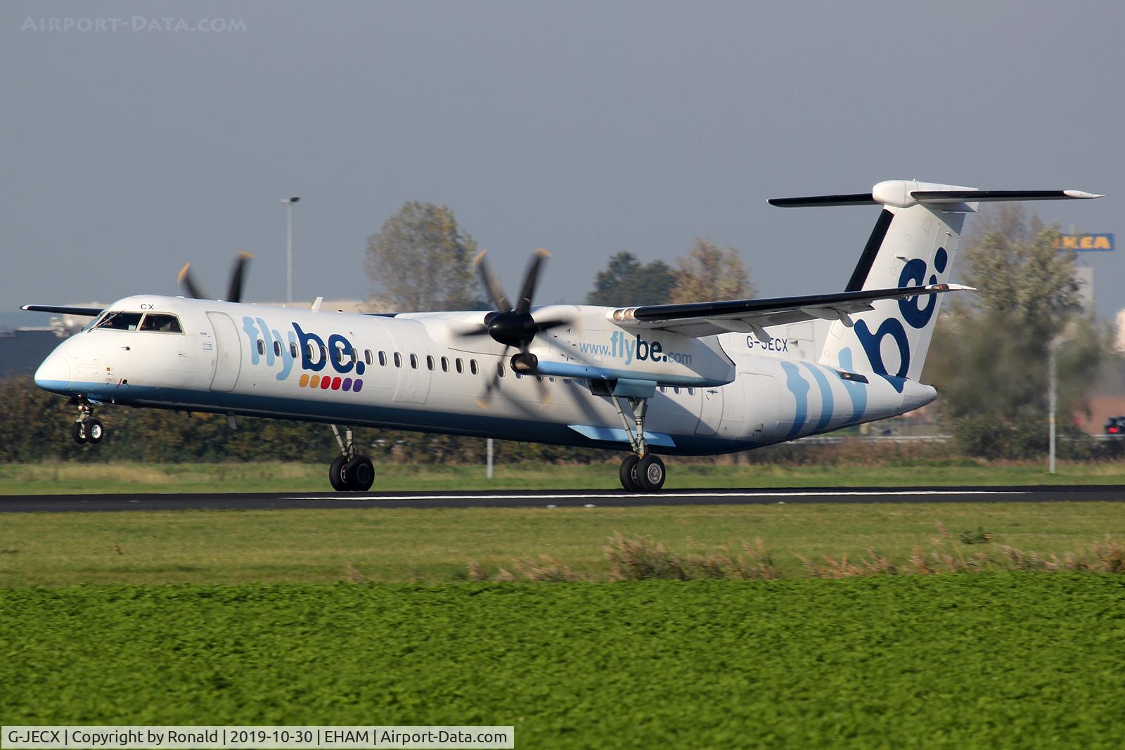G-JECX, 2007 De Havilland Canada DHC-8-402Q Dash 8 C/N 4155, at spl