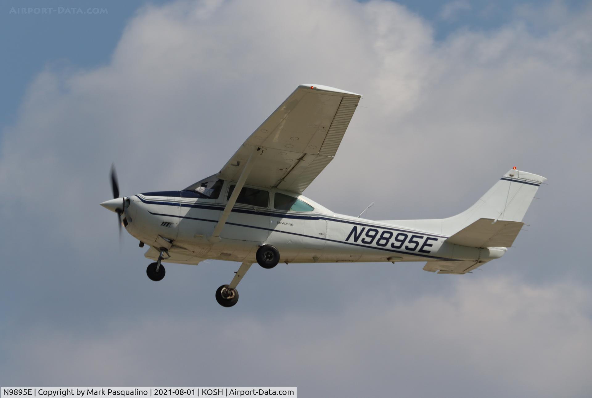 N9895E, 1985 Cessna 182R Skylane C/N 18268467, Cessna 182R