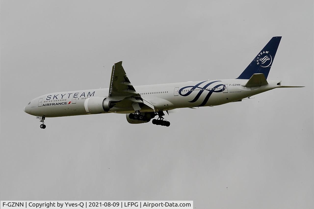 F-GZNN, 2012 Boeing 777-328/ER C/N 40376, Boeing 777-328ER, On final rwy 26L, Roissy Charles De Gaulle airport (LFPG-CDG)
