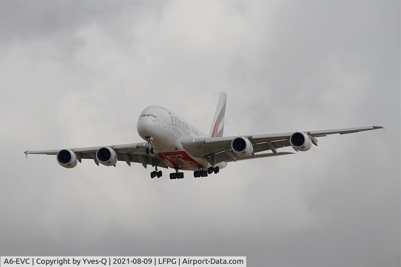 A6-EVC, 2018 Airbus A380-842 C/N 248, Airbus A380-842, Short approach rwy 26L, Roissy Charles De Gaulle airport (LFPG-CDG)