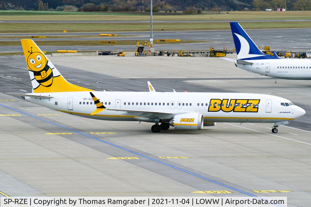 SP-RZE, 2021 Boeing 737-8-200 MAX C/N 62323, Buzz Boeing 737-8 Max 200