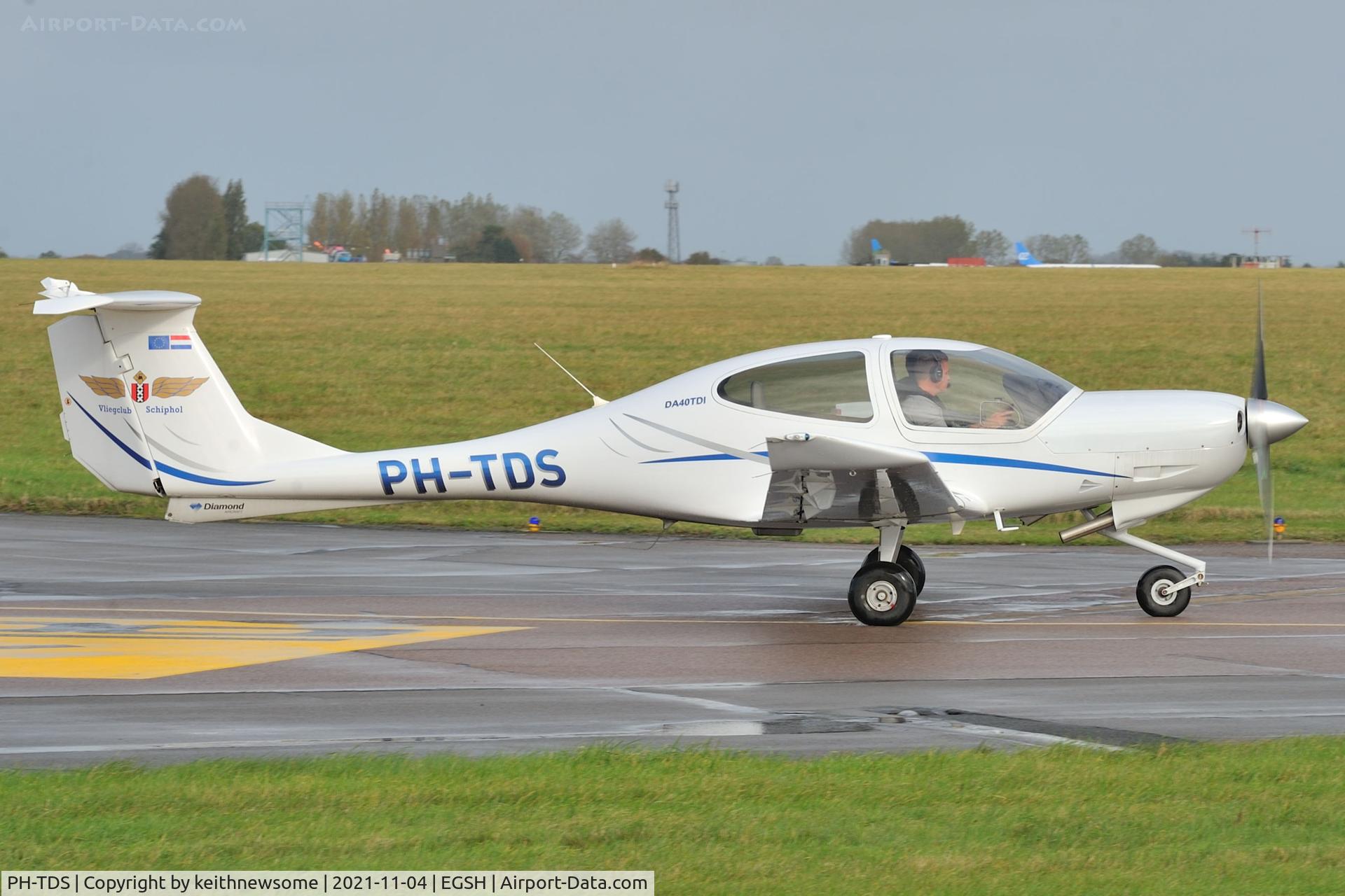 PH-TDS, 2006 Diamond DA-40D Diamond Star C/N D4.250, Leaving Norwich for Amsterdam.