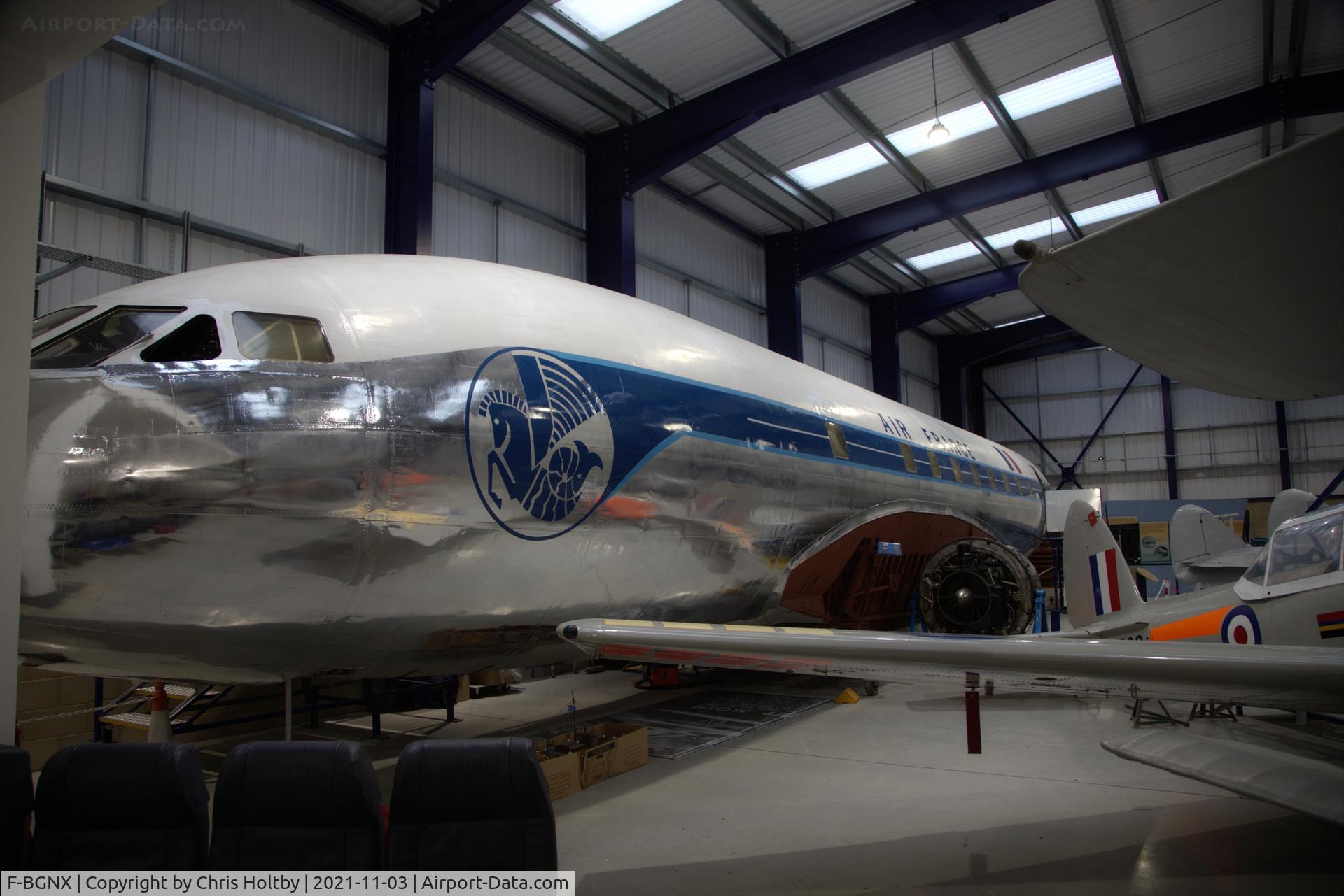 F-BGNX, 1953 De Havilland DH.106 Comet 1XB C/N 6020, Fuselage preserved at the DH Museum at London Colney, Herts.