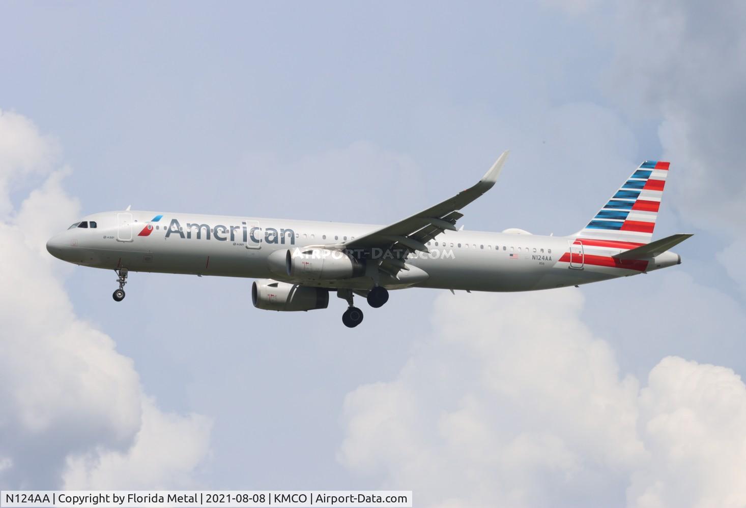 N124AA, 2014 Airbus A321-231 C/N 6271, MCO spotting 2021