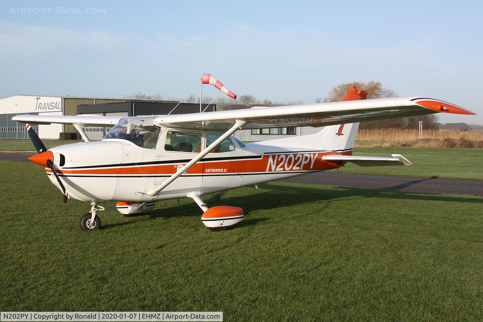 N202PY, 1978 Cessna 172N C/N 17271126, at ehmz