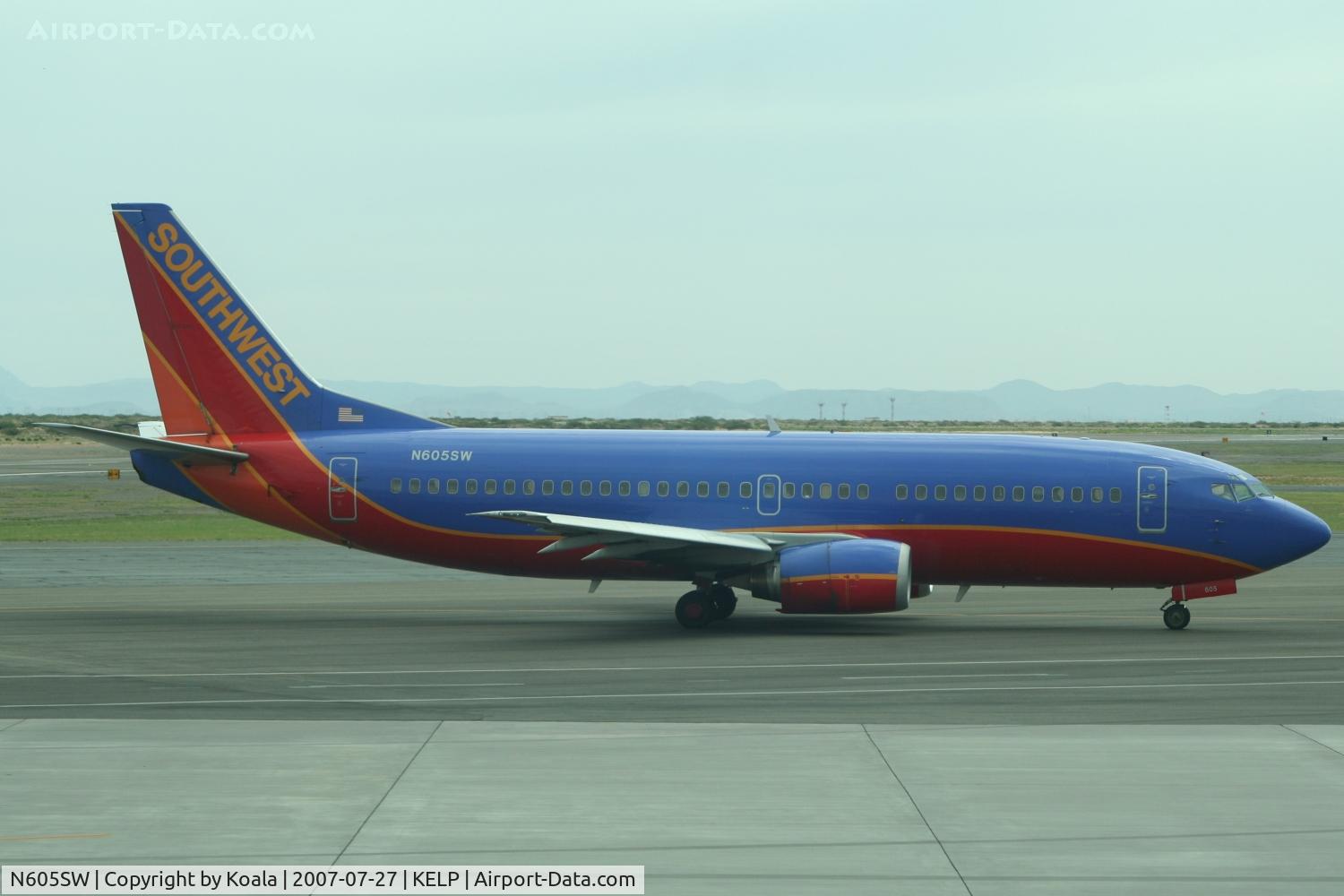 N605SW, 1995 Boeing 737-3H4 C/N 27956, Without winglets