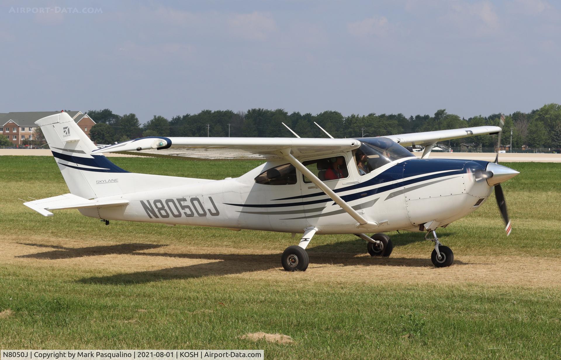 N8050J, 2005 Cessna 182T Skylane C/N 18281633, Cessna 182T