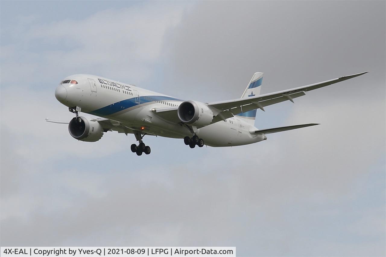 4X-EAL, 2000 Boeing 767-33A/ER C/N 27477, Boeing 767-33AER, Short approachl rwy 26L, Roissy Charles De Gaulle airport (LFPG-CDG)