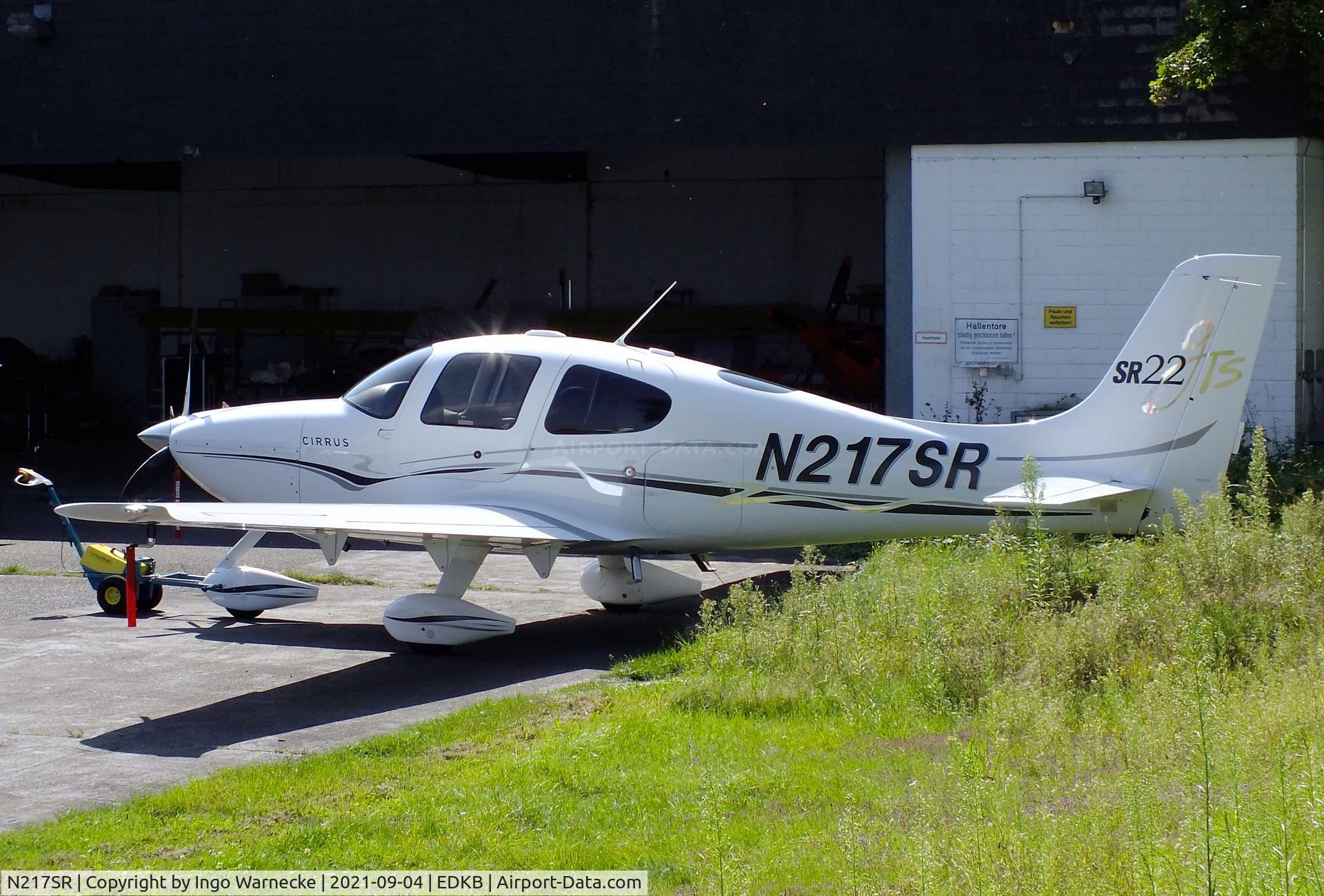 N217SR, 2006 Cirrus SR22 GTS Turbo C/N 2118, Cirrus SR22 GTS at Bonn-Hangelar airfield during the Grumman Fly-in 2021
