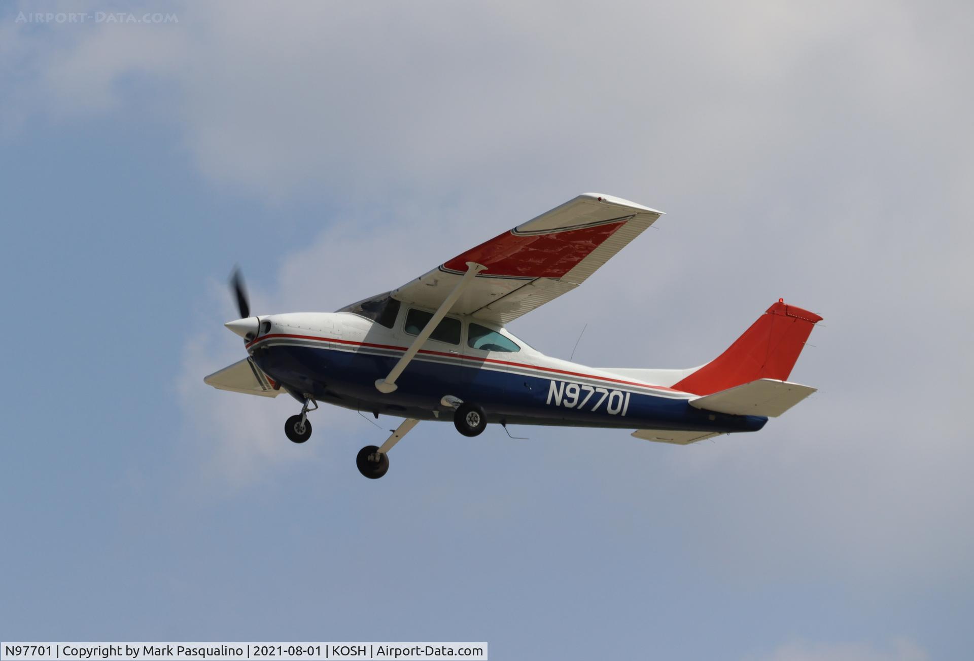N97701, 1979 Cessna 182Q Skylane C/N 18267172, Cessna 182Q