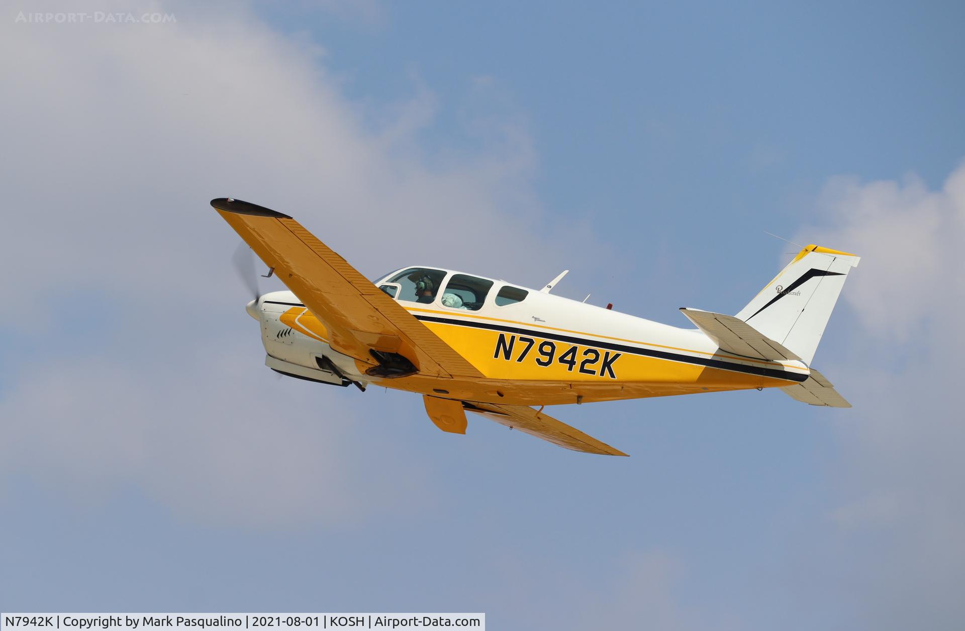 N7942K, 1964 Beech 35-B33 Debonair C/N CD-766, Beech B33