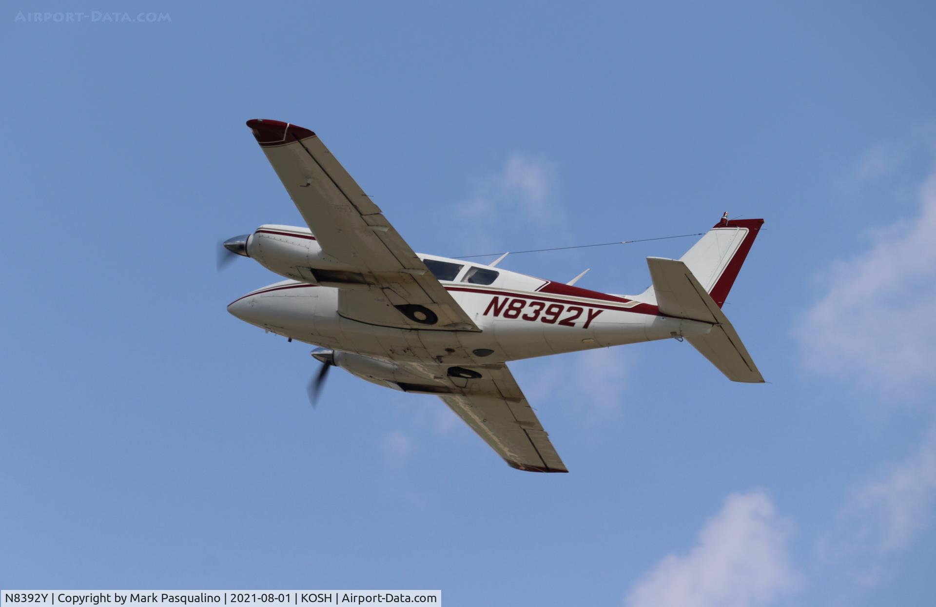 N8392Y, 1967 Piper PA-30 Twin Comanche Twin Comanche C/N 30-1547, Piper PA-30