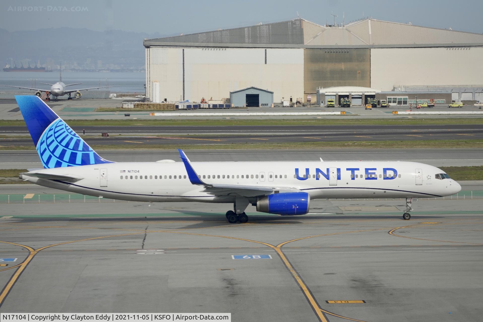 N17104, 1994 Boeing 757-224 C/N 27294, Sky Terrace SFO 2021.
