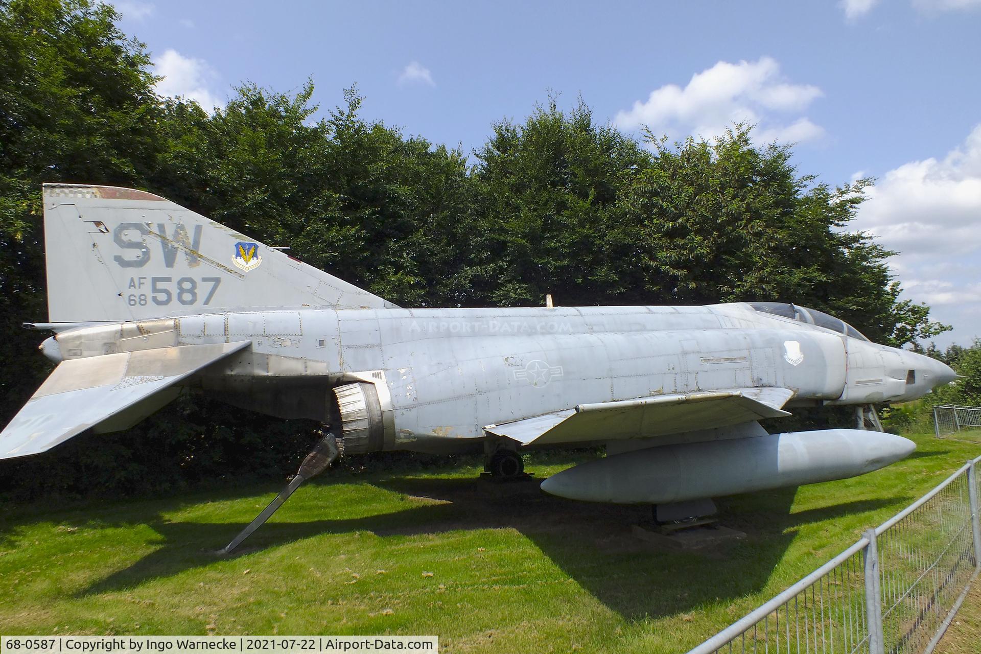 68-0587, 1968 McDonnell Douglas RF-4C Phantom II C/N 3566, McDonnell RF-4C Phantom II at the Flugausstellung P. Junior, Hermeskeil