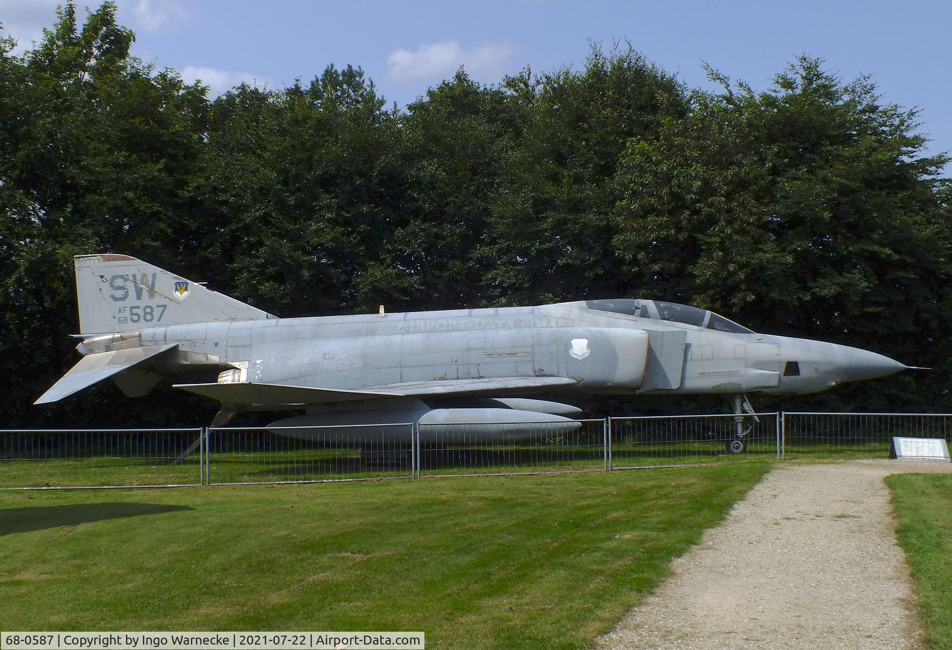 68-0587, 1968 McDonnell Douglas RF-4C Phantom II C/N 3566, McDonnell RF-4C Phantom II at the Flugausstellung P. Junior, Hermeskeil