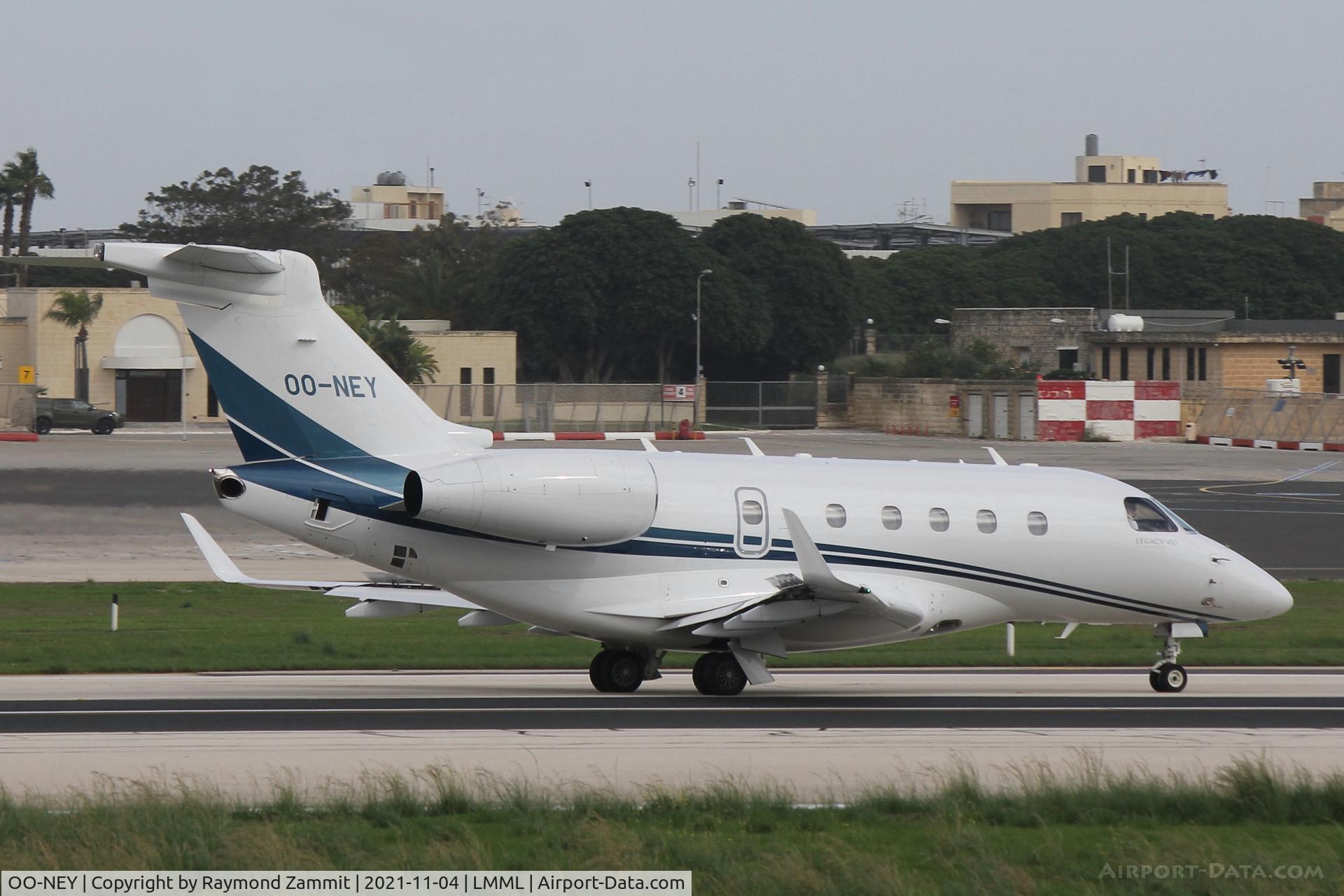 OO-NEY, 2015 Embraer EMB-545 Legacy 450 C/N 55010003, Embraer EMB-545 Legacy 450 OO-NEY Central Jets
